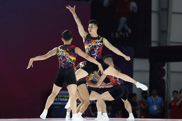 Aerobic Việt Nam thắng tuyệt đối và câu chuyện về chuyên gia coi Việt Nam là quê hương thứ hai - Anh 2