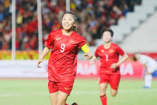Huỳnh Như: Chúng tôi luôn tập trung trong suốt trận đấu - Anh 1