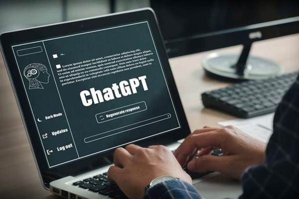 Chat GPT không thể thay thế cảm xúc của nhà văn - Anh 1
