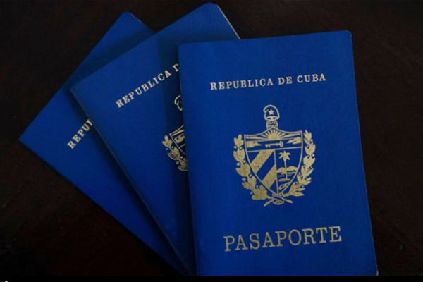 Cuba công bố các chính sách di cư mới - Anh 1