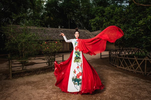Bộ sưu tập áo dài “Sen- Kính dâng Người” - Anh 2