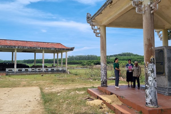 Quảng Ngãi: Di tích quốc gia Chiến thắng Vạn Tường xuống cấp nghiêm trọng - Anh 1
