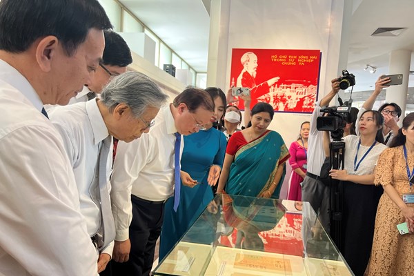 Kỷ niệm 133 năm Ngày sinh Chủ tịch Hồ Chí Minh (19.5.1890 - 19.5.2023): Học Bác từ những điều giản dị - Anh 3
