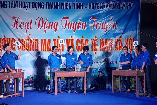 Lồng ghép tuyên truyền phòng, chống ma túy trong các hoạt động VHTTDL và gia đình - Anh 1