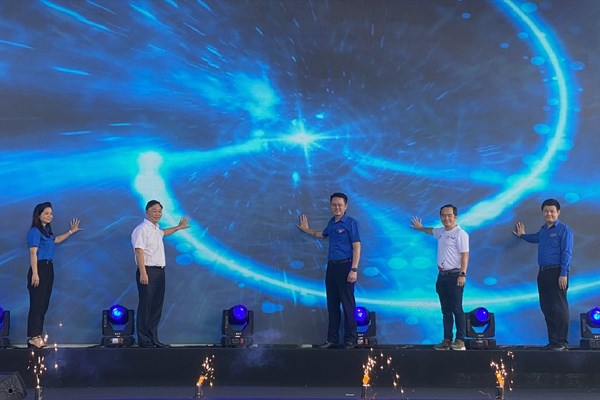 Ngày hội “Thanh niên công nhân - Lan tỏa năng lượng tích cực” - Anh 1