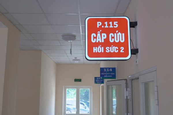 Tập đoàn Sun Group chuyển giao tòa nhà khám chữa bệnh hiện đại cho BVĐK Định Hóa (Thái Nguyên) - Anh 3