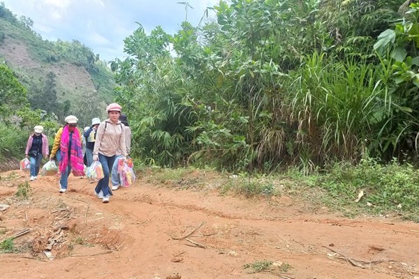 Những 