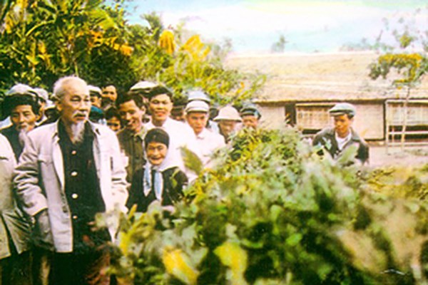 Dâng Người niềm tin son sắt - Anh 1