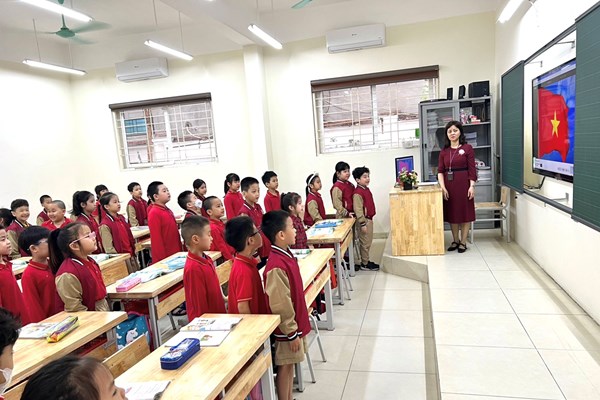 Lý do Hà Nội dừng hỗ trợ học phí năm học 2023-2024 - Anh 1