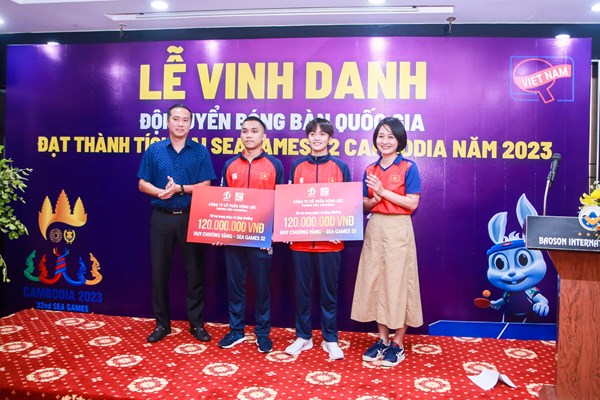 Trao hơn 600 triệu đồng tiền thưởng cho đội tuyển bóng bàn quốc gia đạt thành tích tại SEA Games 32 - Anh 2