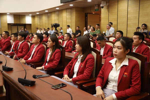 Hà Nội thưởng gần 12 tỉ đồng cho thành tích của các VĐV tại SEA Games 32 - Anh 6