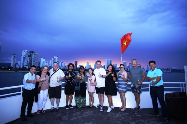 Đoàn Famtrip Australia “phải lòng” thành phố Nha Trang - Anh 1