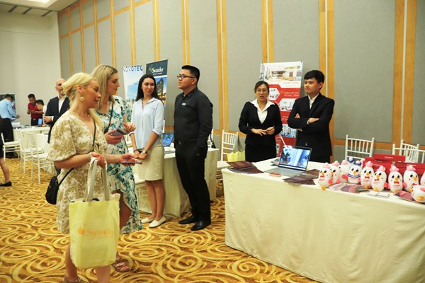 Đoàn Famtrip Australia “phải lòng” thành phố Nha Trang - Anh 2
