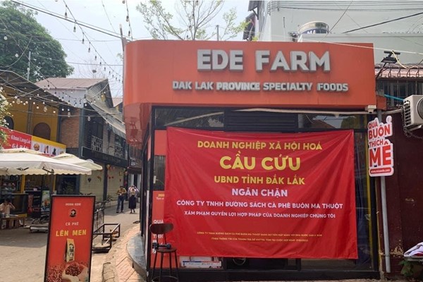 Cần sớm giải quyết dứt điểm những “lùm xùm” ở Đường sách cà phê Buôn Ma Thuột - Anh 1