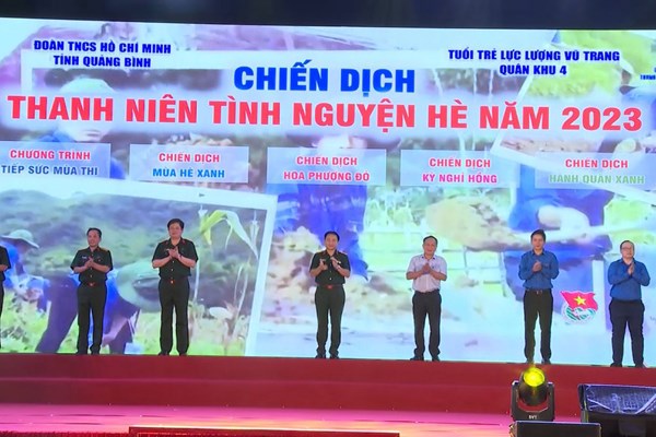 “Tuổi trẻ với biển, đảo quê hương” - Anh 1