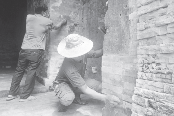 Tháp Chăm Khương Mỹ bị 