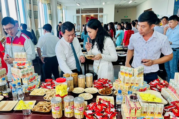 Quảng Ngãi: Sản phẩm OCOP gắn với văn hóa vùng, miền - Anh 5