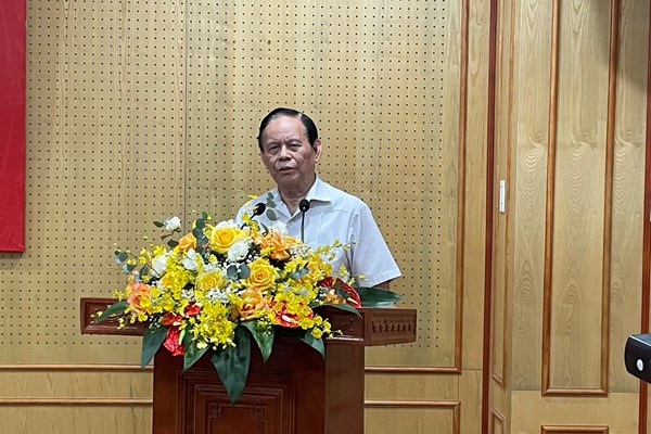 Bồi dưỡng kiến thức về xây dựng Đảng cho các cơ quan thông tấn, báo chí - Anh 3