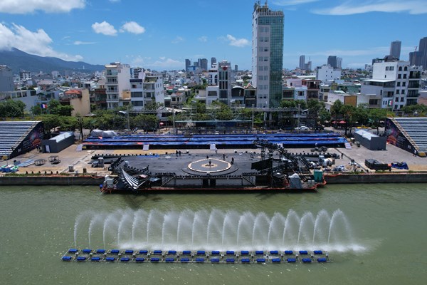 Lễ hội pháo hoa quốc tế Đà Nẵng - DIFF 2023 trước giờ “bùng nổ” - Anh 1