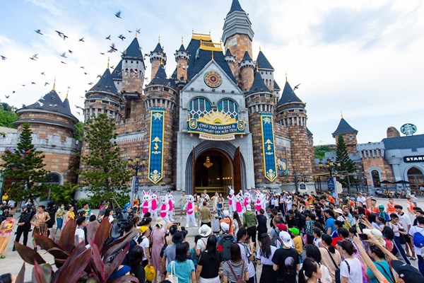 Những dấu ấn rực rỡ khai mạc Tuần lễ Quốc tế thiếu nhi WonderFest 2023 - Anh 3