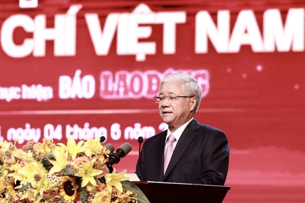 Đội tuyển Bóng đá nữ quốc gia được vinh danh tại chương trình Vinh quang Việt Nam - Anh 1