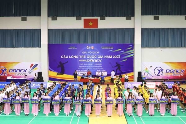 Khởi tranh Giải cầu lông trẻ quốc gia 2023 - Anh 1