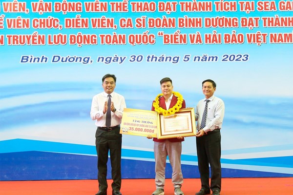 Nguồn động viên kịp thời - Anh 1