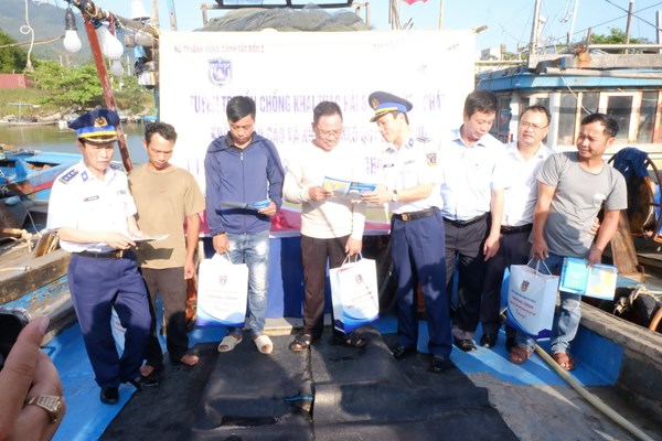 Đà Nẵng:  Tăng cường kiểm soát chặt chẽ tại âu thuyền cảng cá Thọ Quang - Anh 2