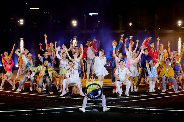 Đà Nẵng: Khán đài 5.000 chỗ được lấp đầy trong đêm pháo hoa thứ hai - Anh 3