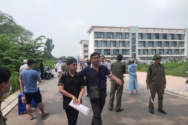 Thi vào lớp 10 tại Hà Nội: Thí sinh tự tin đạt điểm cao môn Toán - Anh 2