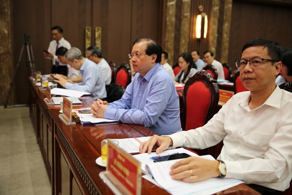 Đẩy mạnh học tập và làm theo Bác gắn với phát huy hệ giá trị quốc gia, văn hoá, gia đình và chuẩn mực con người Việt Nam - Anh 3
