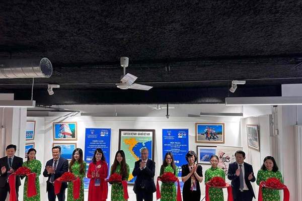 Hội thảo Biển Đông và chủ quyền biển đảo Việt Nam - Anh 1