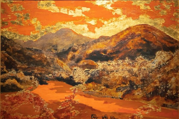 Từ truyền thống đến hiện đại trong triển lãm tranh sơn mài Amber - Anh 3