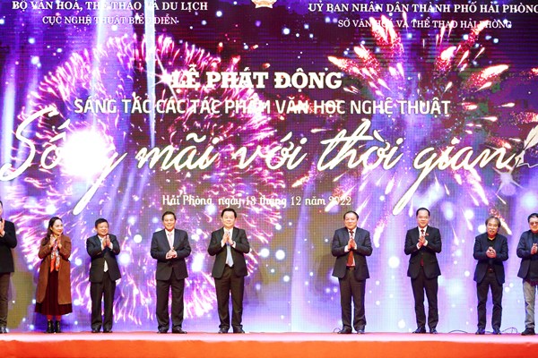 Những dấu ấn đột phá nửa nhiệm kỳ của ngành VHTTDL (Bài 3): Minh chứng cho những sự quan tâm đặc biệt - Anh 1