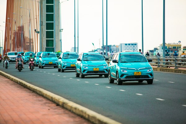 Taxi Xanh SM khai trương dịch vụ tại Đà Nẵng - Anh 1