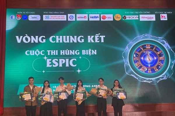 Cuộc thi hùng biện ESPIC: Hoạt động ý nghĩa nhân Tháng Vì trẻ em - Anh 2