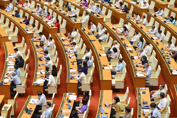 Quốc hội thông qua Nghị quyết thí điểm một số cơ chế, chính sách đặc thù phát triển TP.HCM - Anh 2