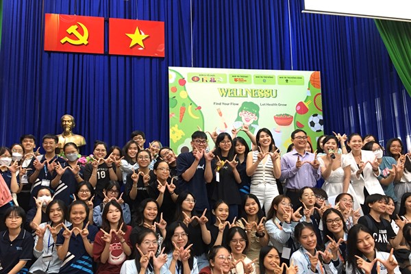 Xây dựng tư duy sức khỏe dinh dưỡng cho sinh viên - Anh 3