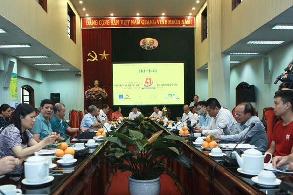 152 tay vợt tranh tài tại Giải vô địch bóng bàn quốc gia Báo Nhân dân - Anh 2