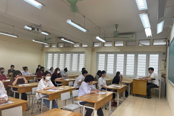 Kỳ thi tốt nghiệp THPT năm 2023: Sẵn sàng cho “một kỳ thi bình thường” - Anh 1