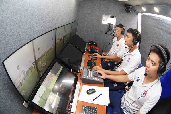 Trọng tài Việt Nam được FIFA xác nhận hoàn thành khoá đào tạo VAR - Anh 1