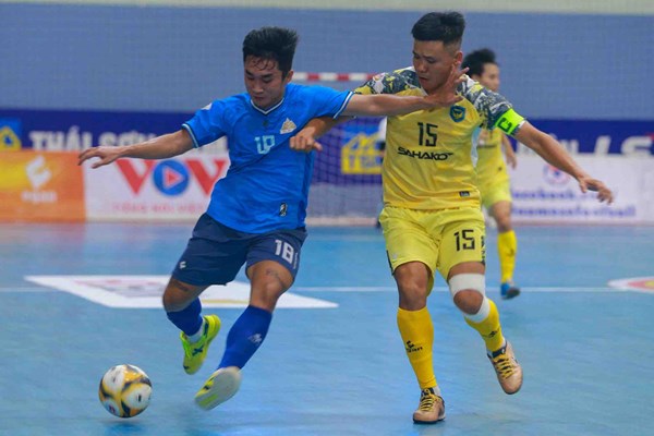 Ngoại binh toả sáng, Sahako trở lại đường đua vô địch giải Futsal VĐQG - Anh 1