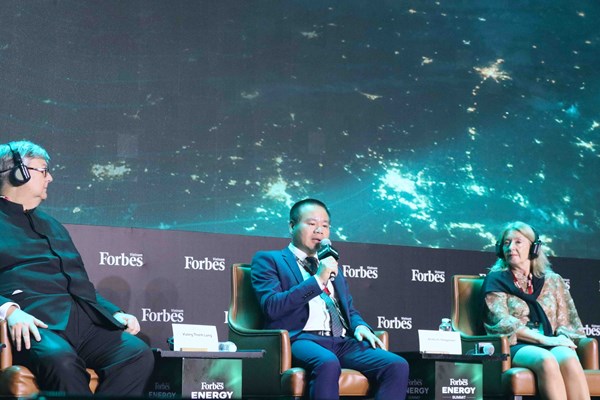 Hội nghị Năng lượng tái tạo 2023: Cơ hội song hành cùng thách thức - Anh 2