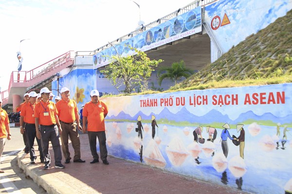 Bình Định: Phát động phong trào “Môi trường du lịch an toàn, thân thiện, hấp dẫn” - Anh 3