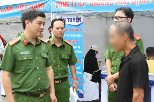 Tạo công ăn việc làm cho những người một thời lầm lỡ - Anh 1