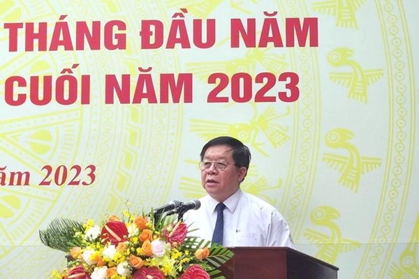 Ban Tuyên giáo TƯ xác định rõ những vấn đề trọng tâm, trọng điểm, kịp thời giải quyết những vấn đề cấp thiết - Anh 1