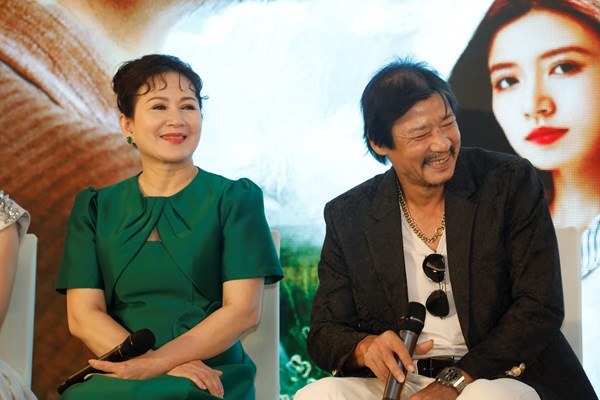 NSƯT Võ Hoài Nam: “Làm phim truyền hình để in sâu vào nỗi nhớ của khán giả” - Anh 2