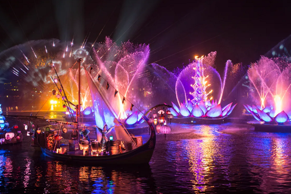 Đạo diễn Dương Mai Việt Anh – “người chơi thị giác” với show thực cảnh The Grand Voyage trên sân khấu thuyền đầu tiên tại Việt Nam - Anh 3