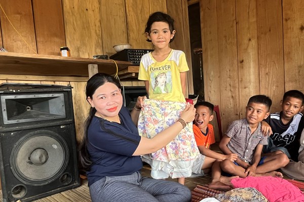 Hết lòng vì bà con Ca Dong - Anh 1
