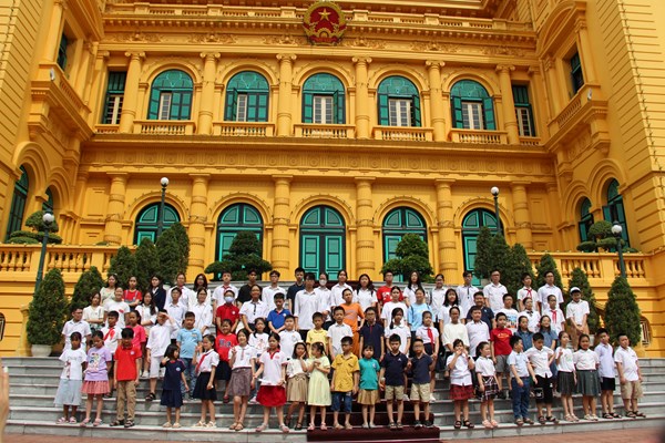Công đoàn Bộ VHTTDL: Lễ báo công dâng Bác và trao thưởng học sinh đạt thành tích cao - Anh 6